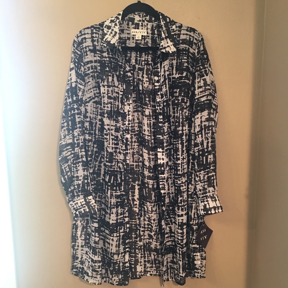 NWT Ava & Viv black and white blouse Size 1X